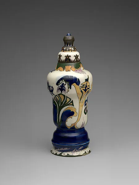 Covered jar with flowers — T.A.C. Colenbrander|Rozenburg Plateelfabriek