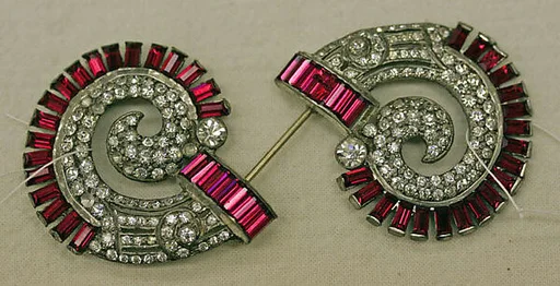 Brooch