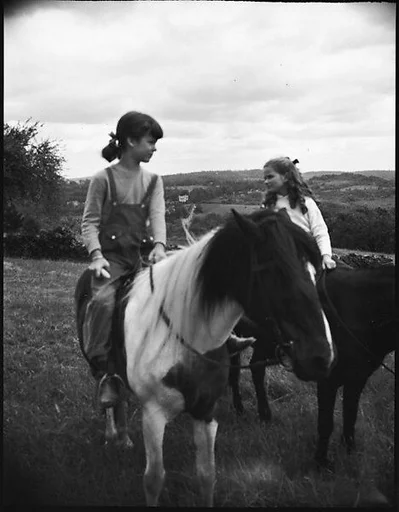 [Jill Fuller and Susanna Coward on Horseback, Bedford, New York]