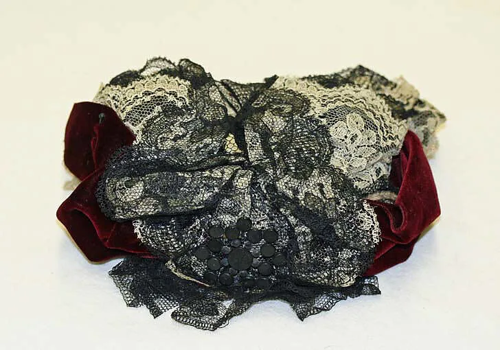 Bonnet — Unknown