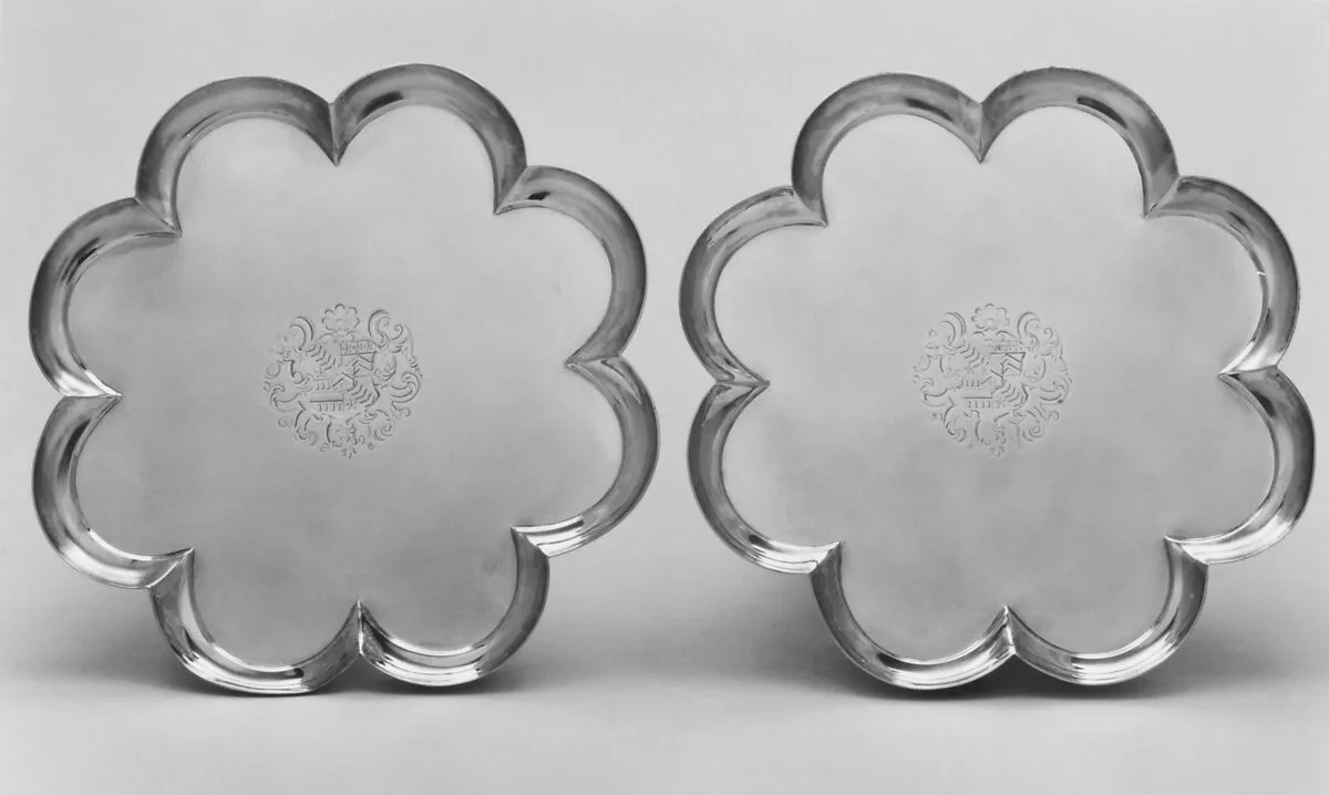 Pair of salvers — Simon Pantin II