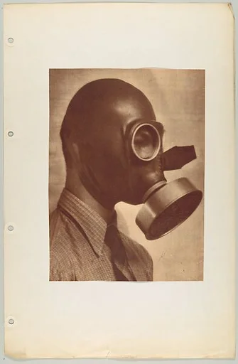 [Page From "Pictures of the Time: 1925–1935"]