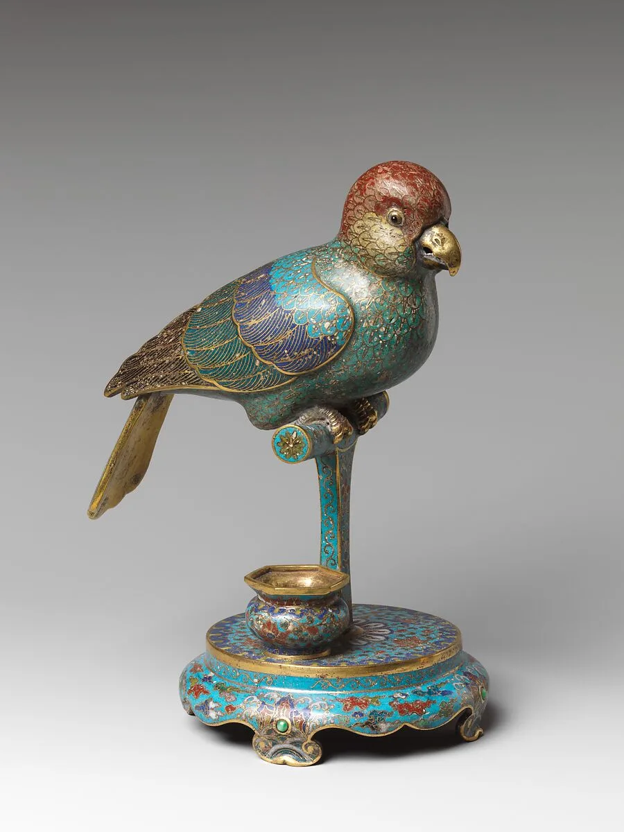 清乾隆 銅胎掐絲琺瑯鸚鵡|One of a pair of parakeets — Unknown