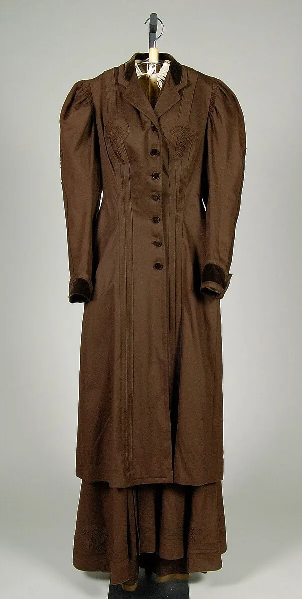 Suit — Unknown