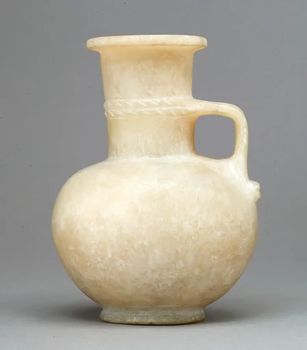 Jug with rope pattern