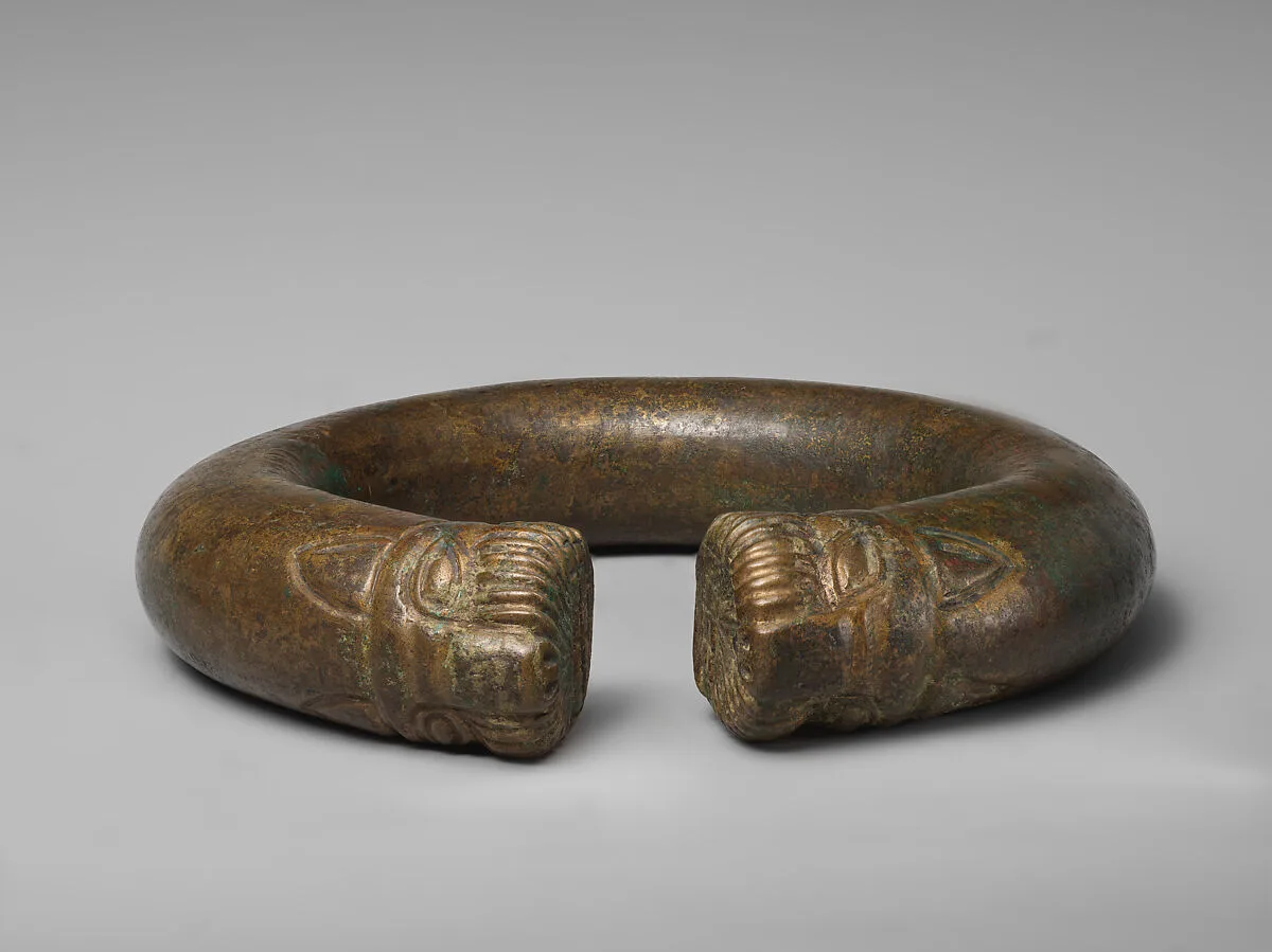 Bracelet or anklet with lions — Unknown