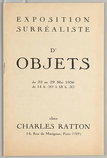 Exposition surréaliste d'objets