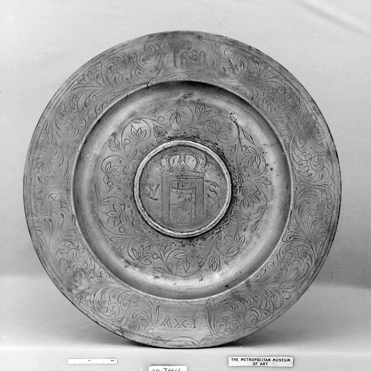 Platter — Unknown