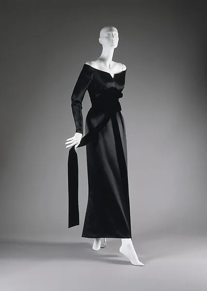 Evening dress — Christian Dior|House of Dior
