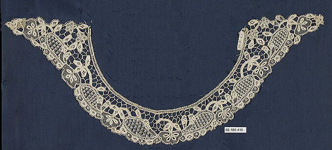 Collar — Unknown