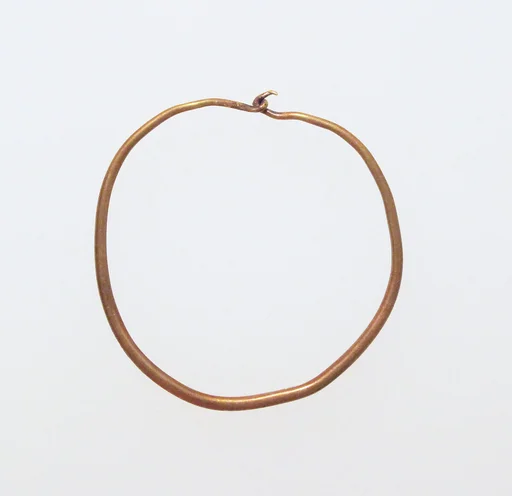 Earring-loop type, plain