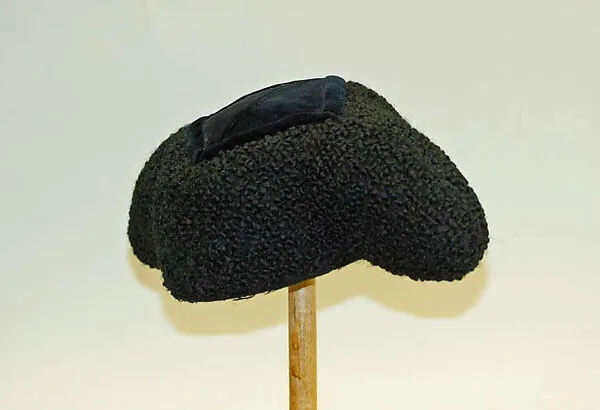 Hat — Unknown