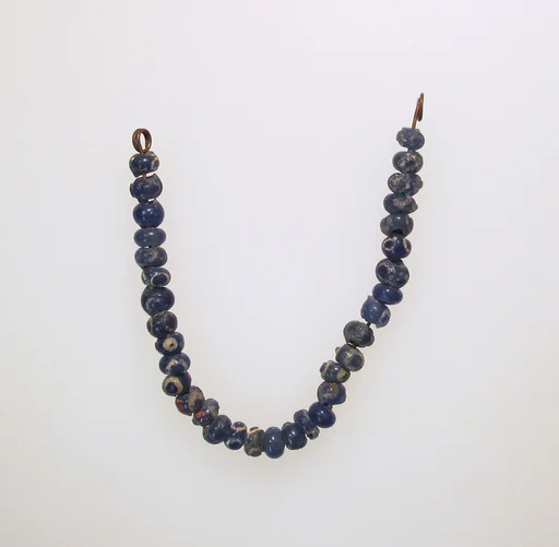 Glass eye beads