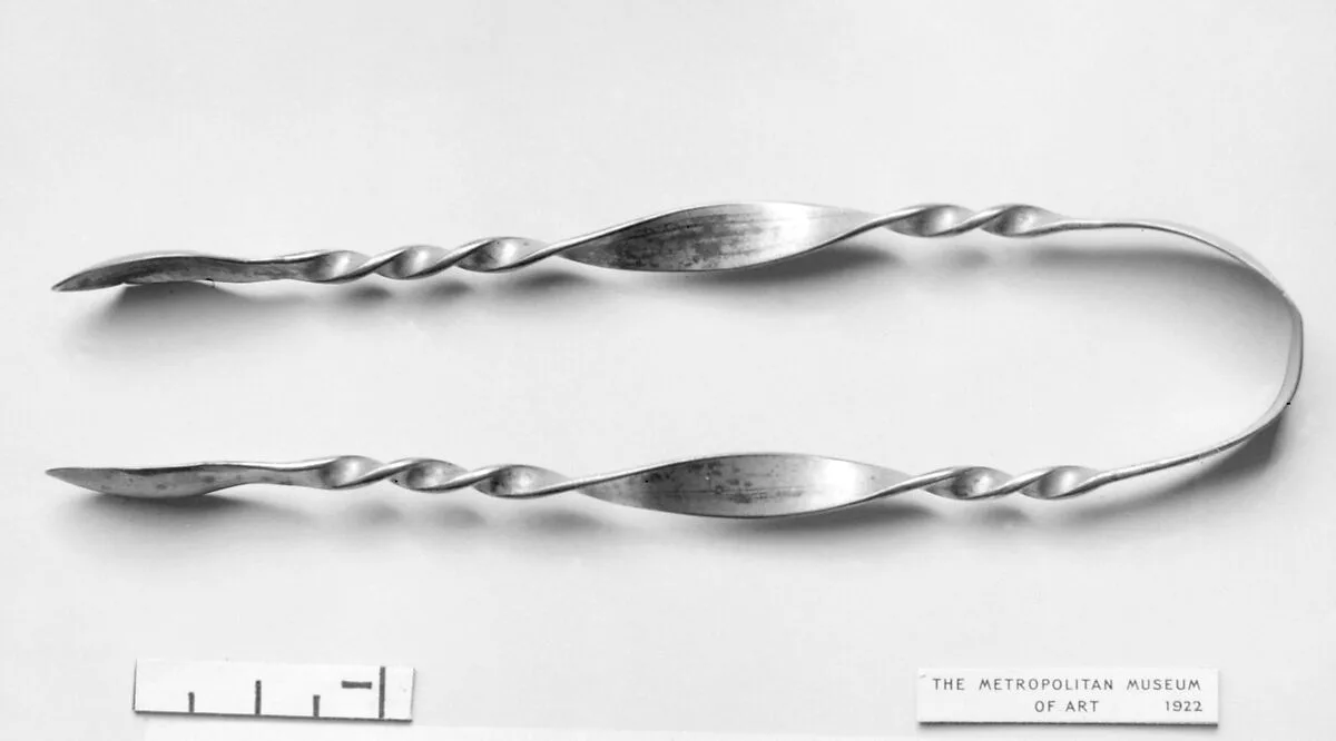 Sugar tongs — Unknown