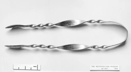 Sugar tongs