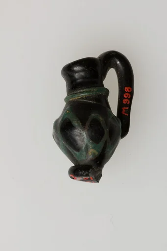 Pendant, vase