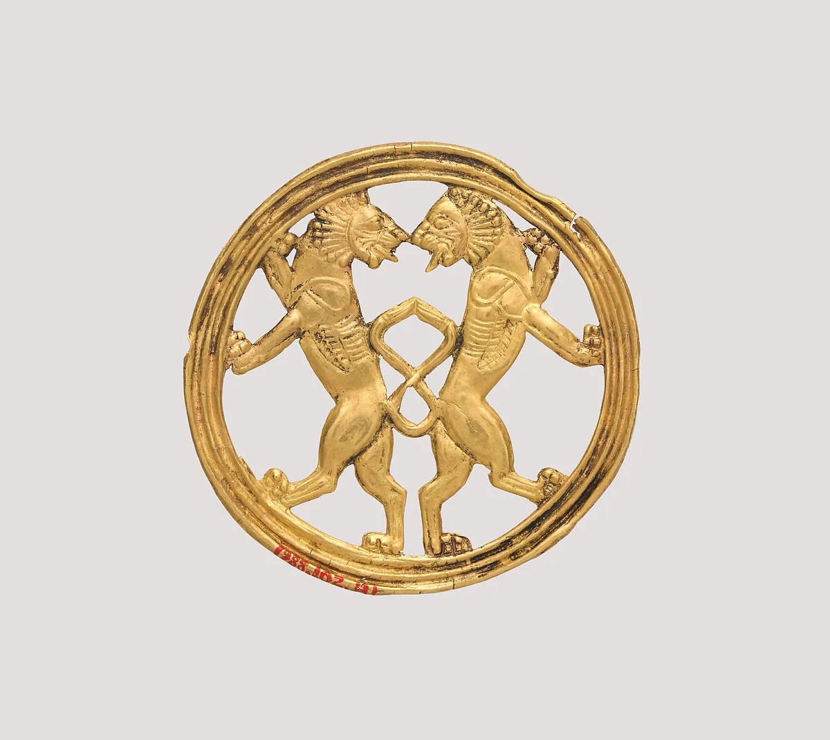 Ornament with back-to-back lions — Unknown