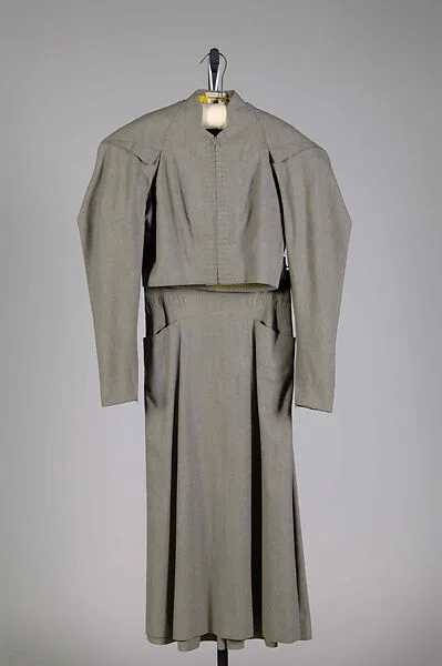 Dress — Elizabeth Hawes