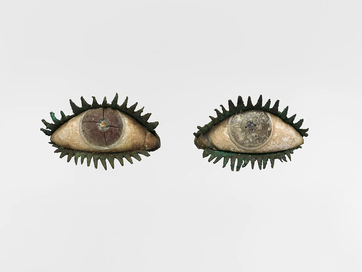 Pair of eyes — Unknown