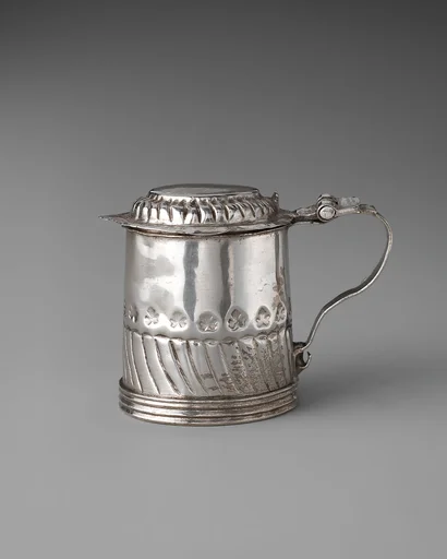 Miniature tankard