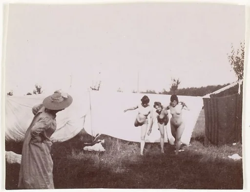 [Nude Models Posing for a Painting Class]