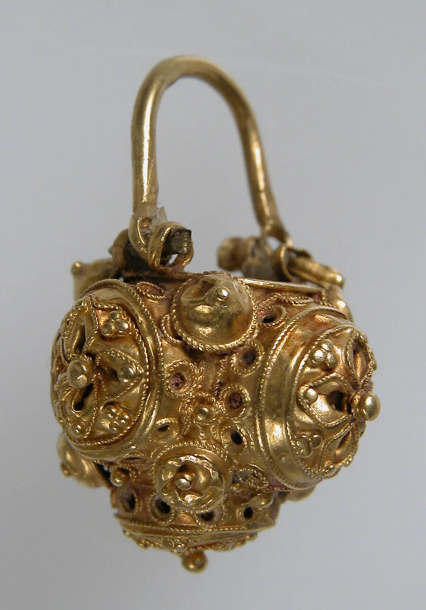 Basket Earring — Unknown