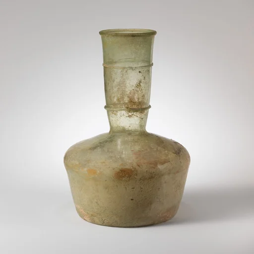 Glass bottle