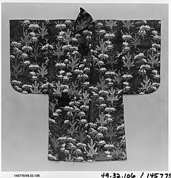 紅地若松雪持竹模様唐織|Noh Robe (Karaori) with Pattern of Young Pines and Snow-Covered Bamboo on a Red Ground — Unknown