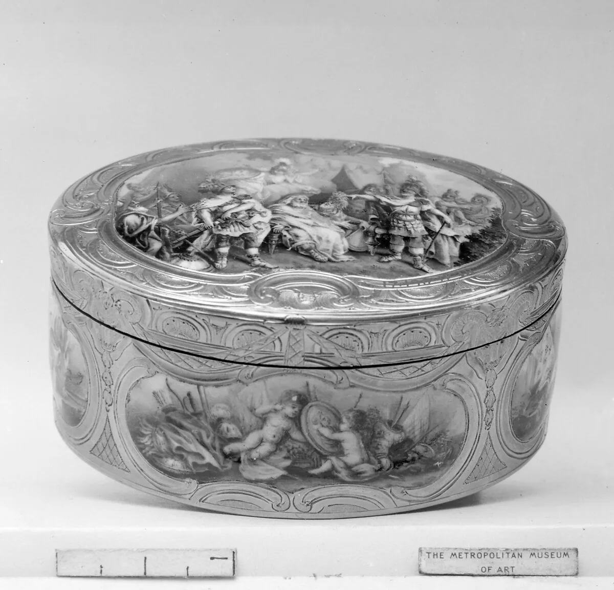 Snuffbox with scenes from the life of Achilles — Unknown