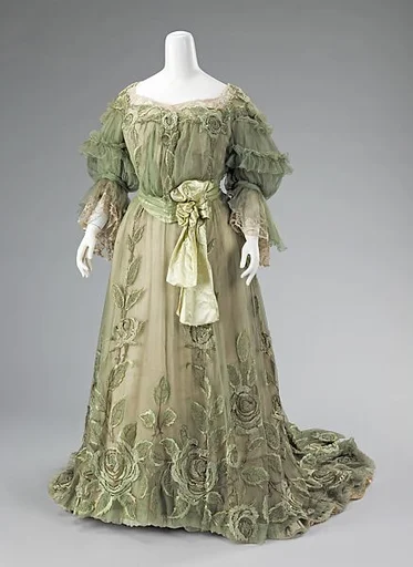 Ball gown
