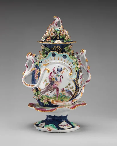 Vase with cover (part of a garniture)