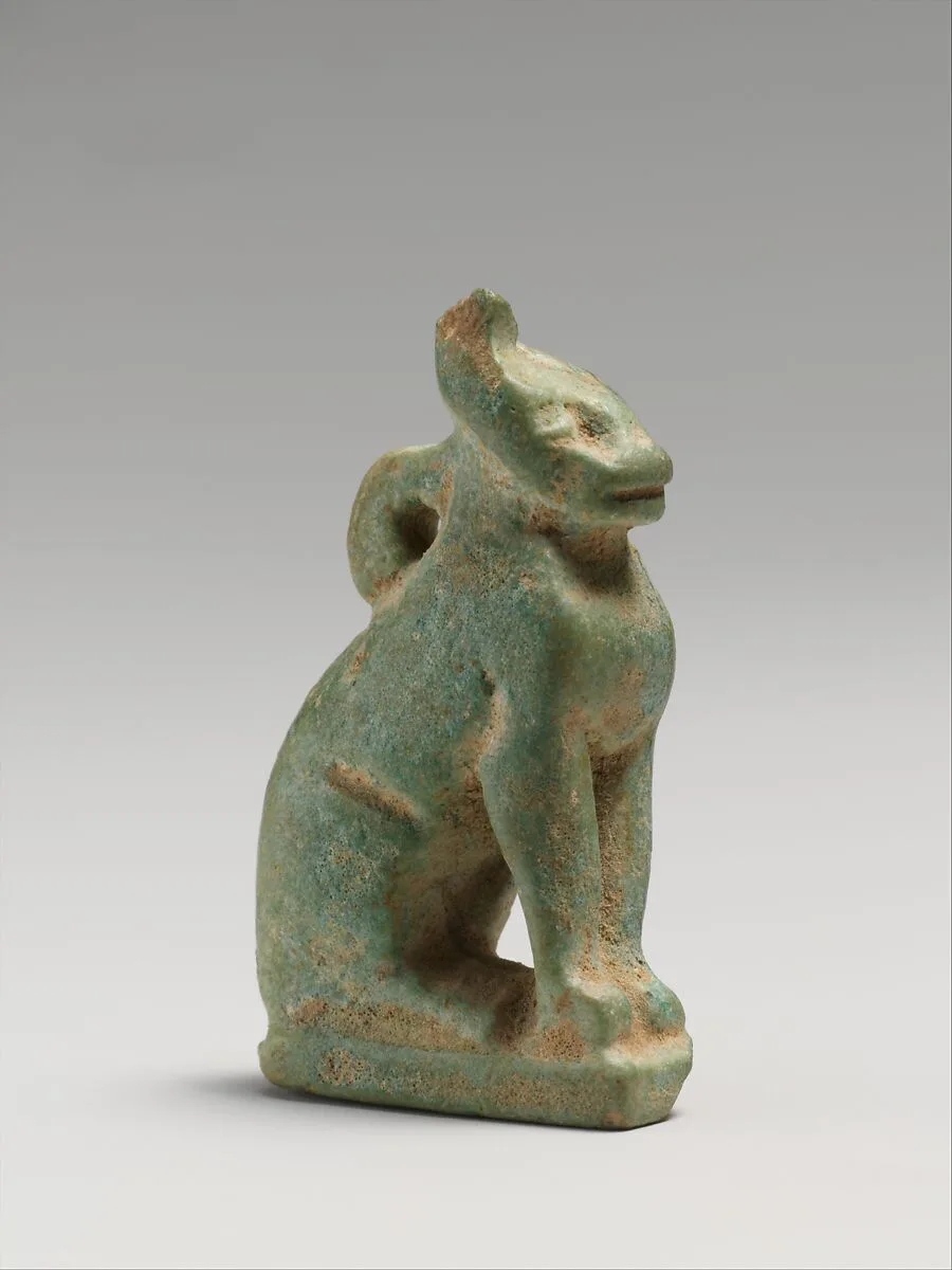 Faience amulet in the form of a cat — Unknown