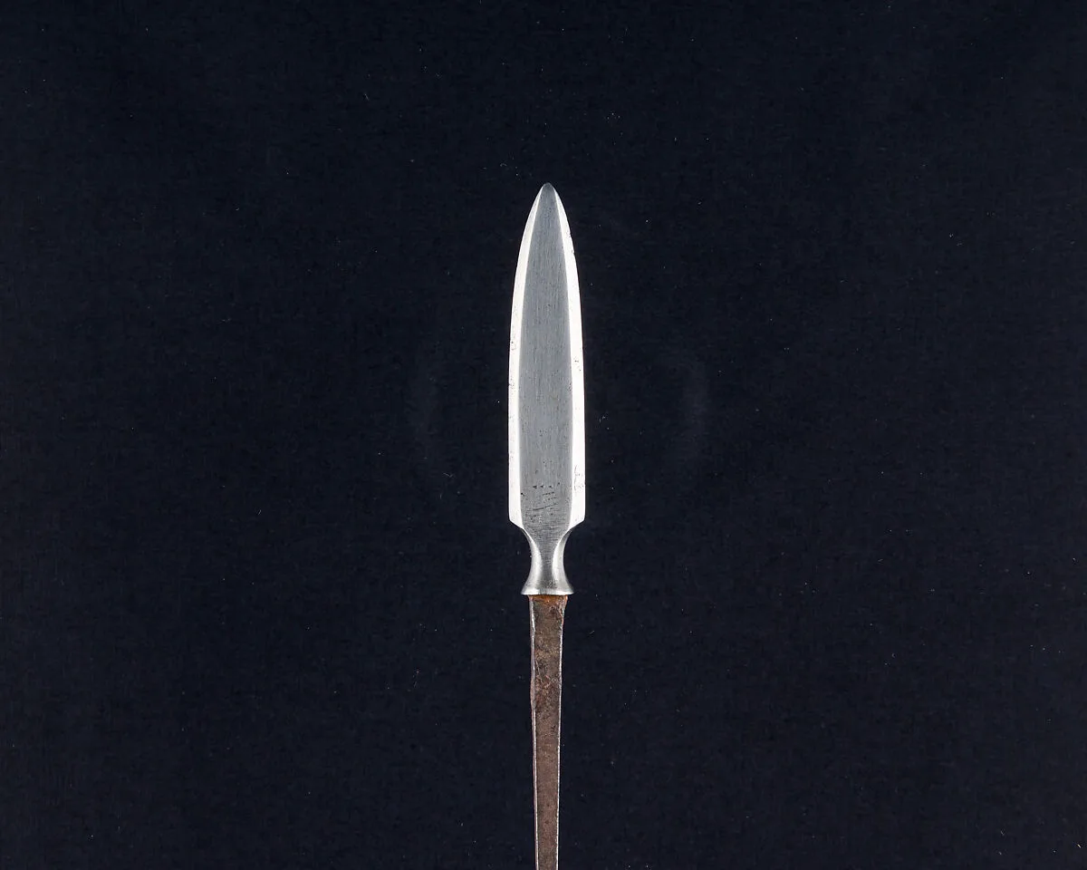 Arrowhead (<i>Yanone</i>) — Unknown