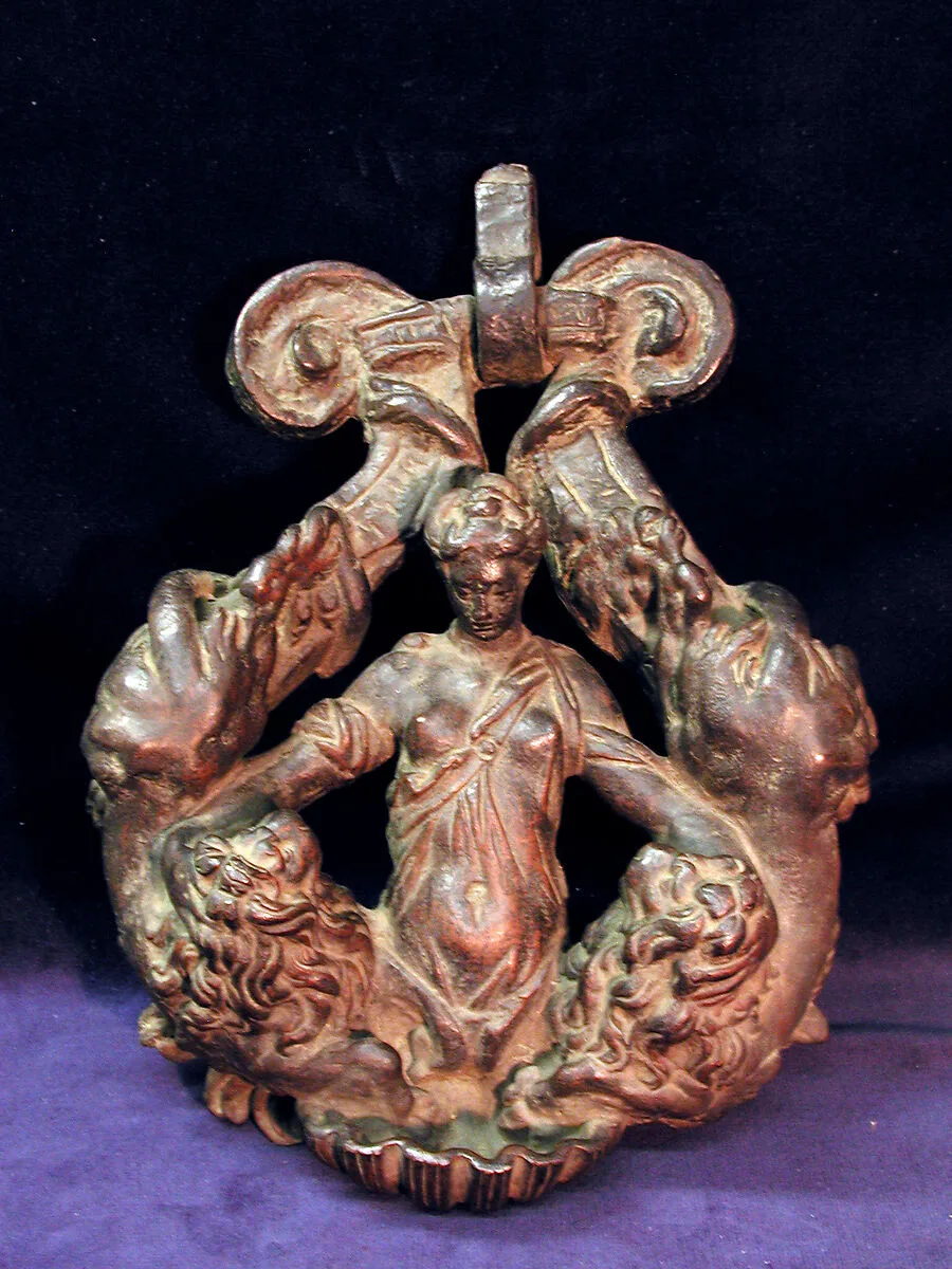 Door knocker — Unknown