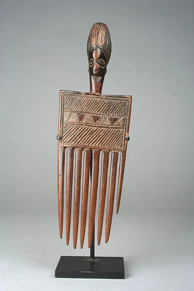 Comb: Head — Unknown