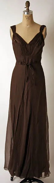 Evening dress — Nettie Rosenstein