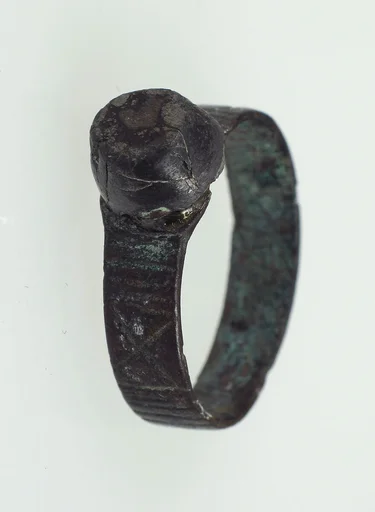 Finger Ring