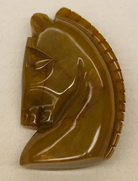 Brooch — Unknown
