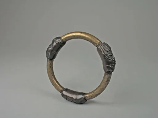 Bracelet: Three Heads