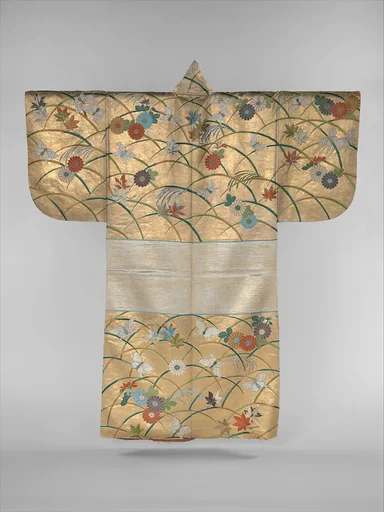 胴箔地薄菊紅葉蝶模様縫箔|Noh Robe (Nuihaku) with Butterflies, Chrysanthemums, Maple Leaves, and Miscanthus Grass