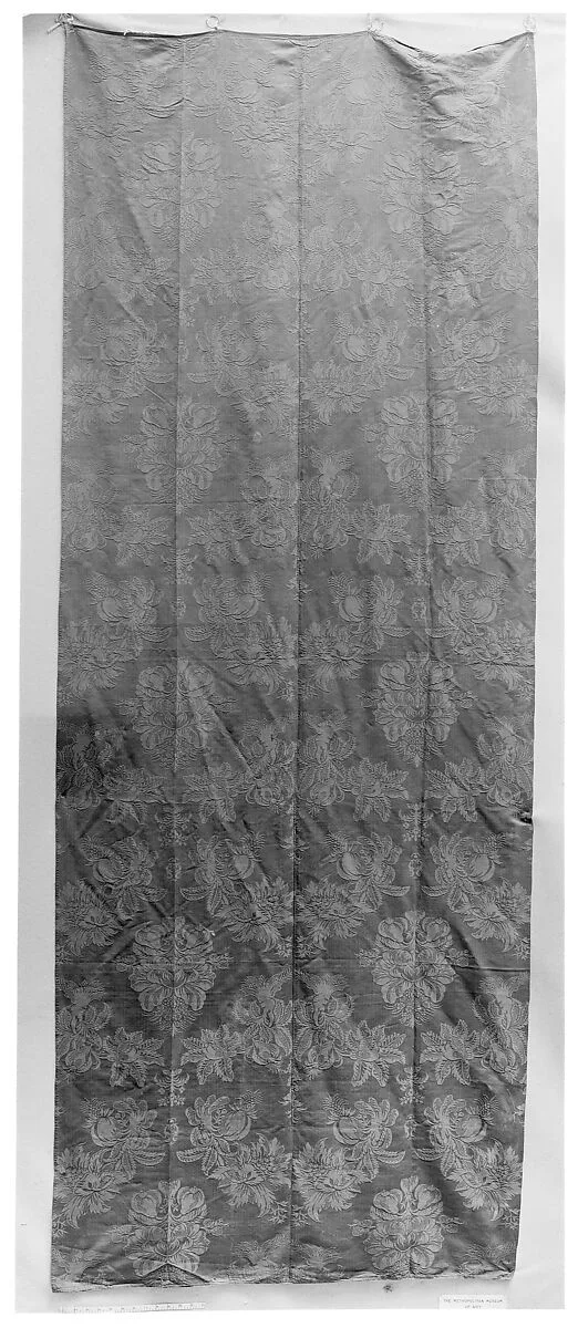 Curtain — Unknown