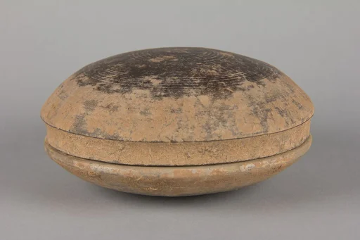 唐 陶带蓋碗|Covered bowl