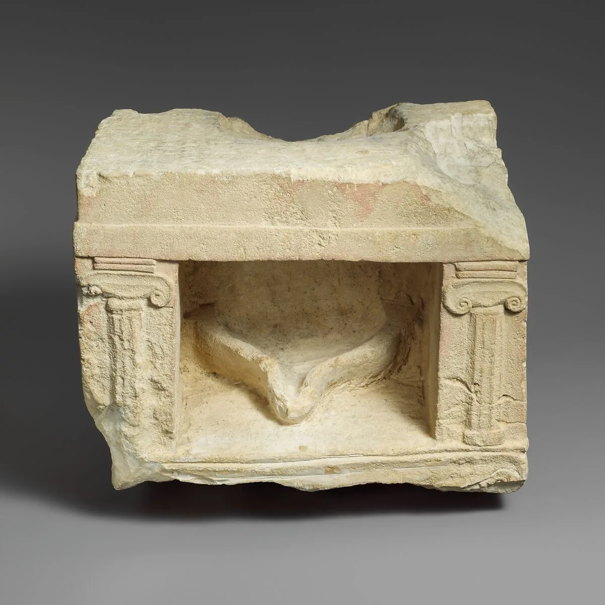 Limestone altar — Unknown