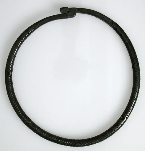 Neck Ring (Torque)