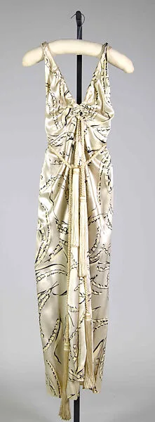 Evening dress — Unknown