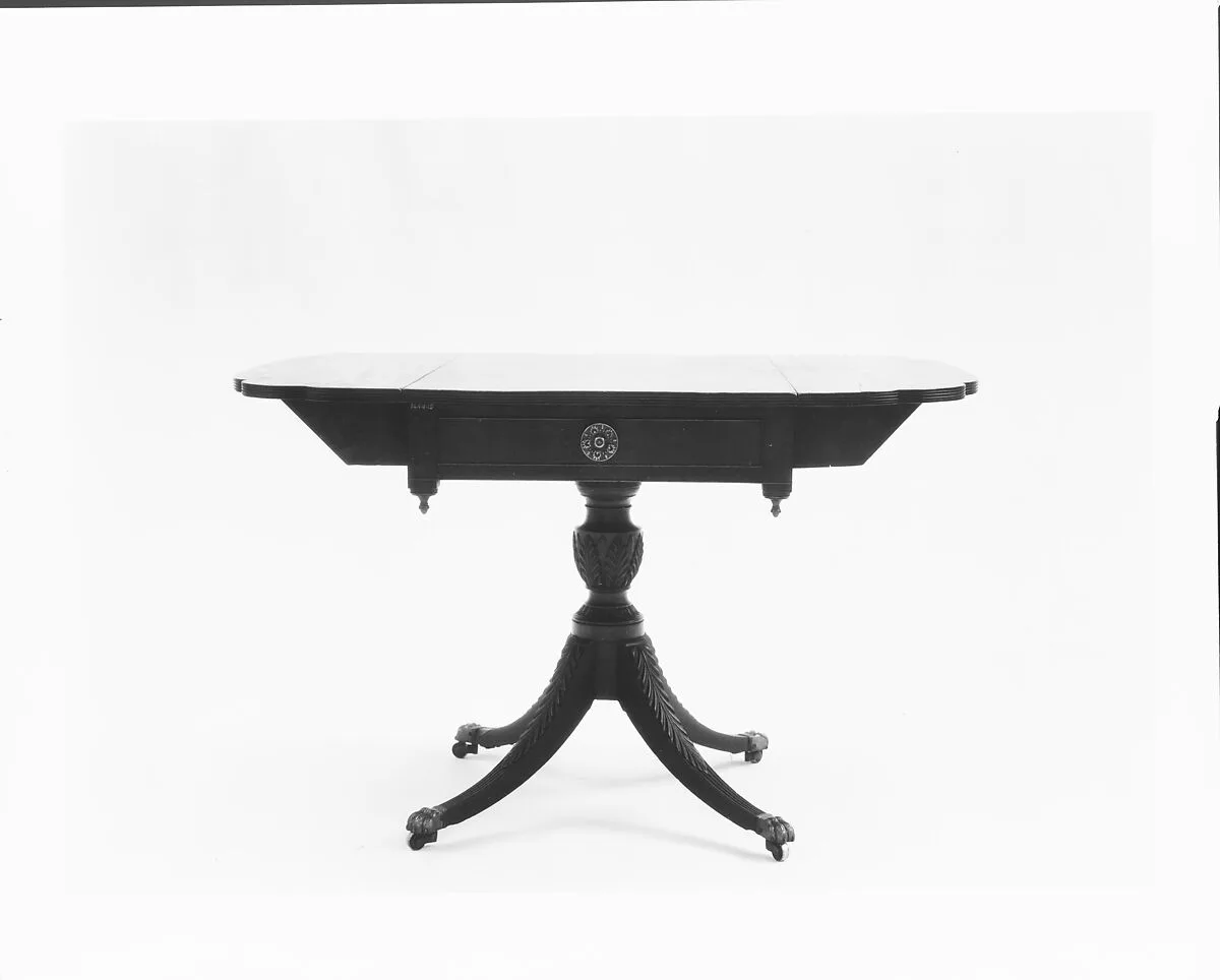 Pembroke Table — Duncan Phyfe