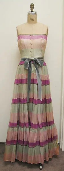 Evening dress — House of Balenciaga|Cristobal Balenciaga