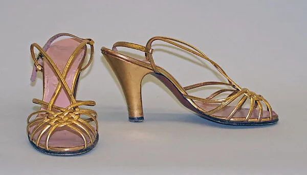 Evening sandals — Unknown