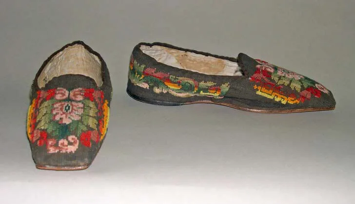 Slippers — Unknown