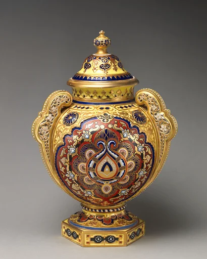 "Alhambra" vase with lid